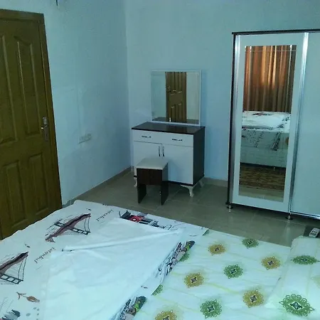 Bed & Breakfast Teacher & Apart